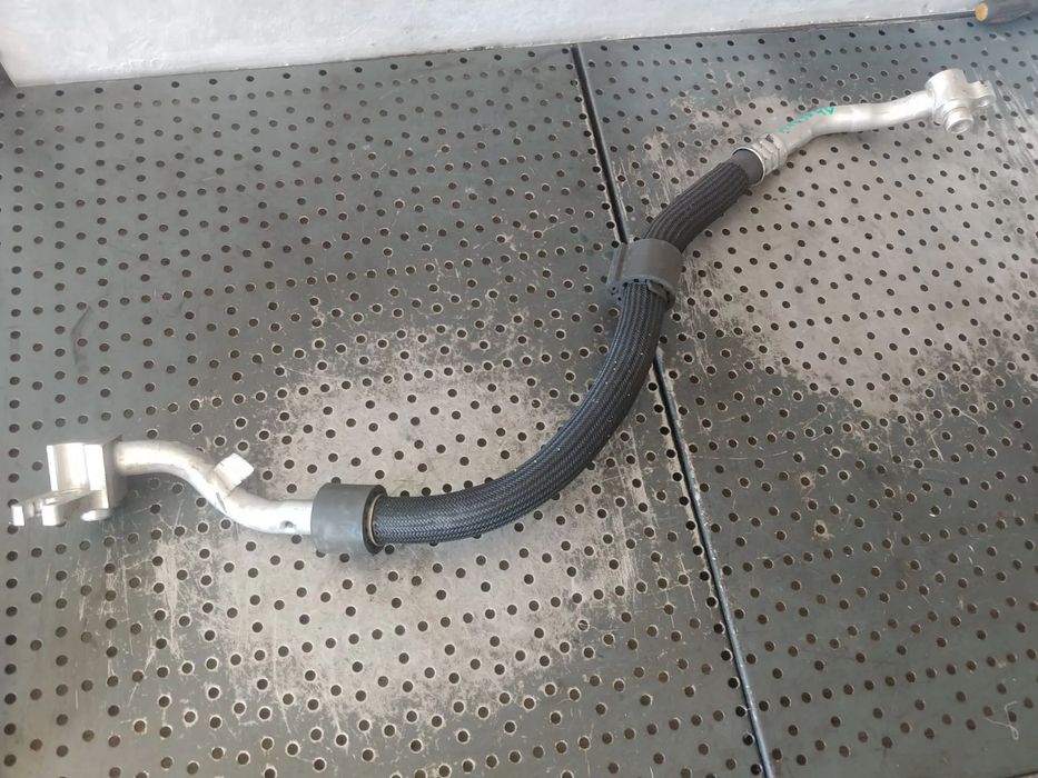 conducta clima ac 3.0 d m16164d  maseati levante  670033075