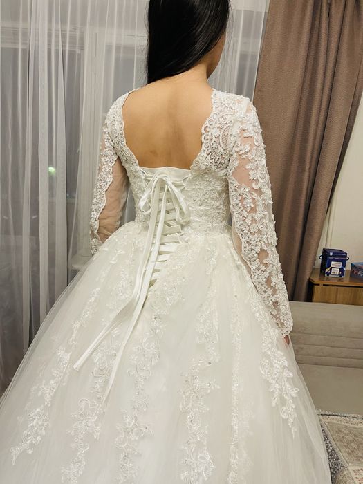 Свадебное платье в идеальном состоянии