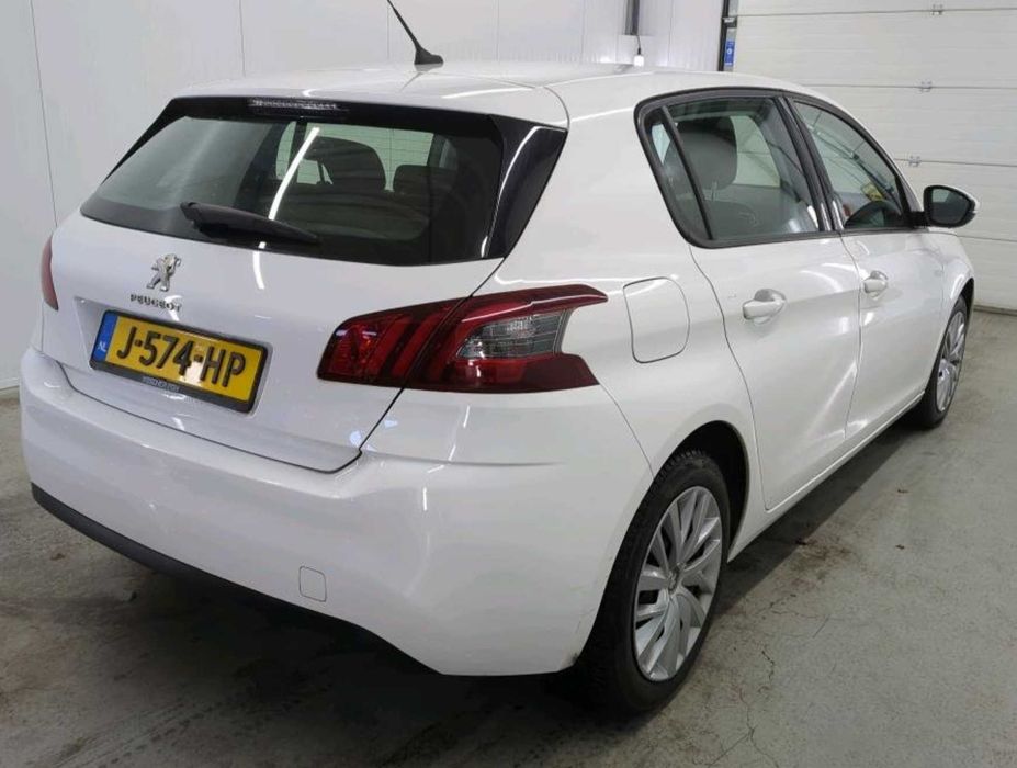 Dezmembrez Peugeot 308 2020
