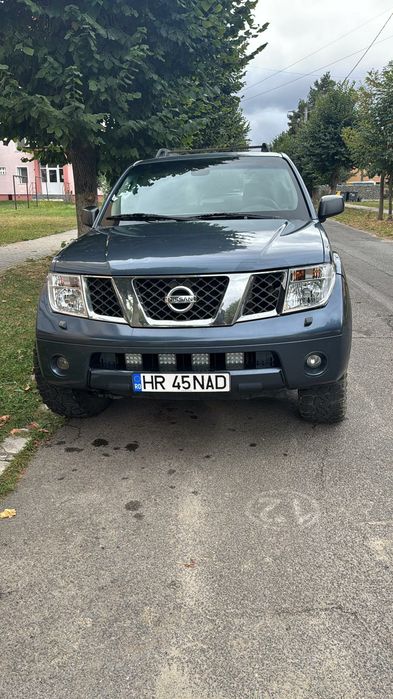 NISSAN Pathfinder