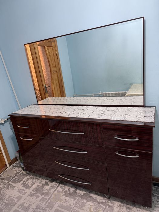 Мебель акриловая