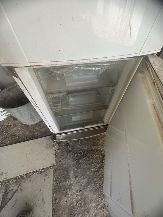 Продается холодильник