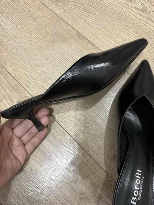 Продам мюли на низком каблуке