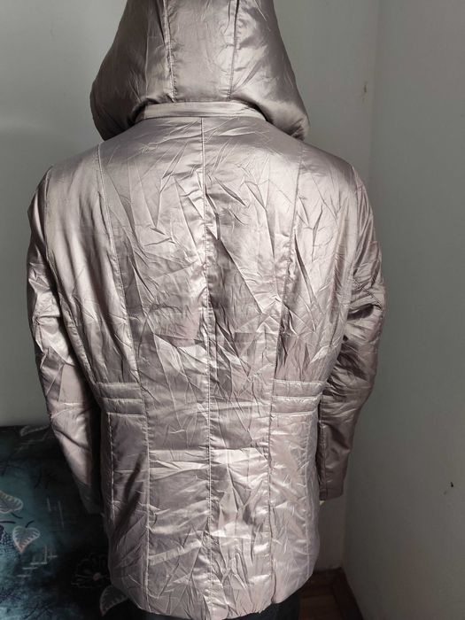 Geaca cu puf Rosase Club-masura 40-42-Noua!