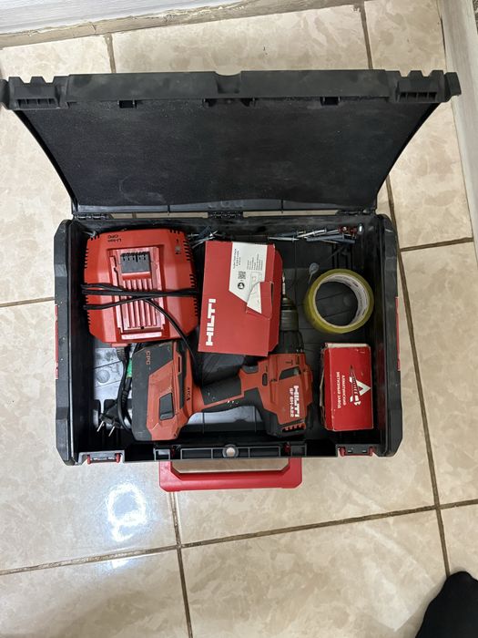 Комплект Шуруповерта Hilti