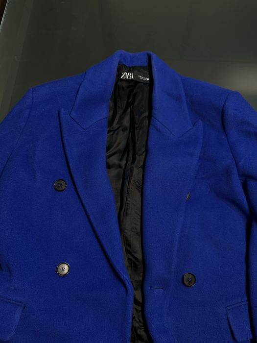 Синьо палто Zara