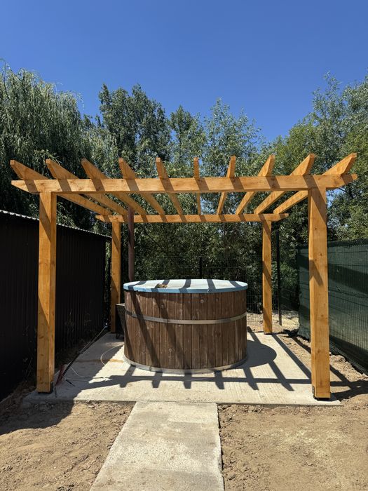 Cabana de inchiriat in Vadu Crisului cu ciubar cazare pentru 12 pers