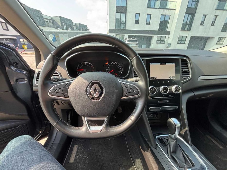 RENAULT Megane 2021 — imagine 4