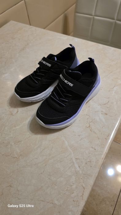 Skechers fete masura 28