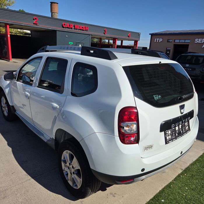 Dacia Duster 1,6  B. /. GPL —An 2014—4800 euro