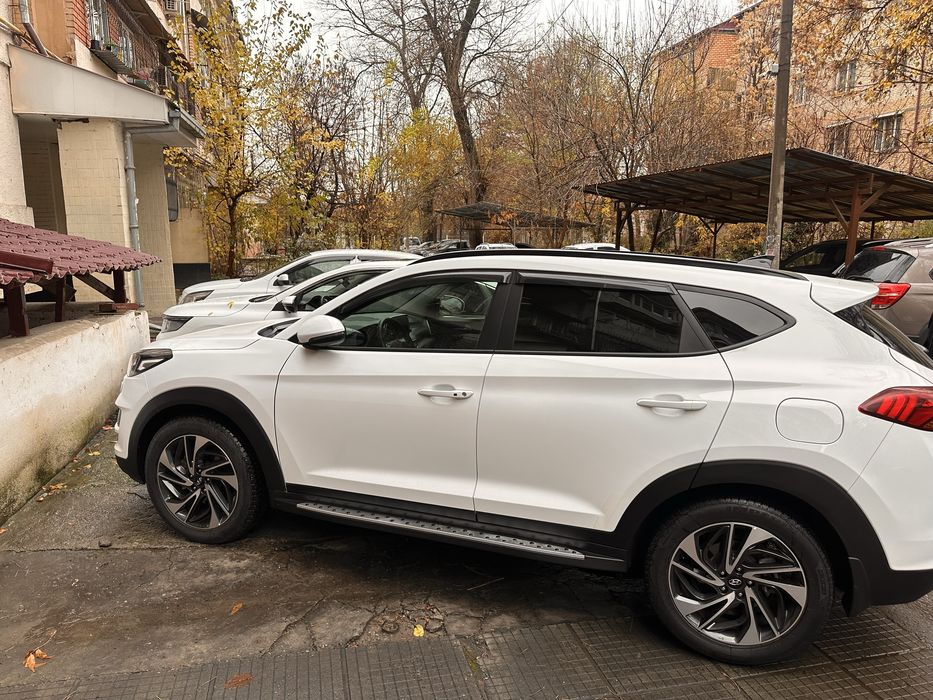 Hyundai Tucson 2019 Full Hitech