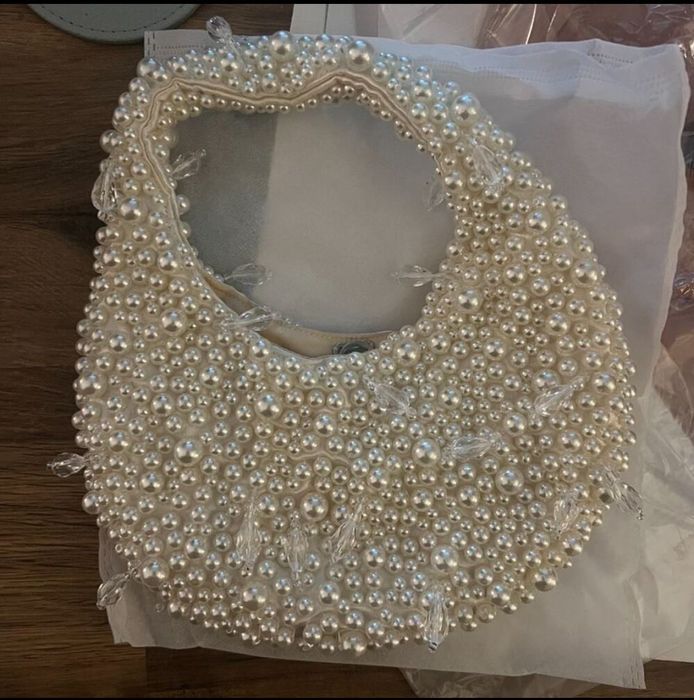 Официална перлена чанта