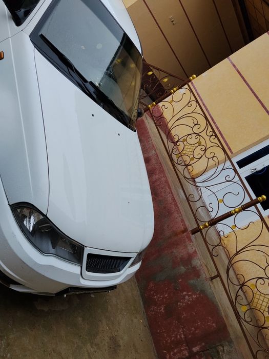 Мошин никсия 1.6