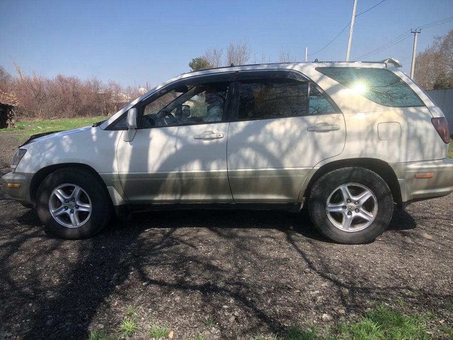 Продам Lexus RX 300