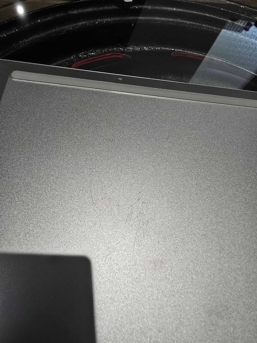 Продавам HP Pavilion модел 15-eh1041nq