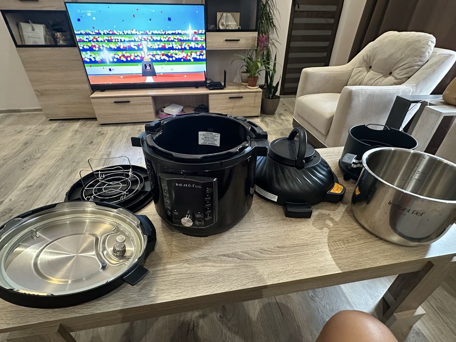 Instant Pot Pro Crisp + Air Fryer