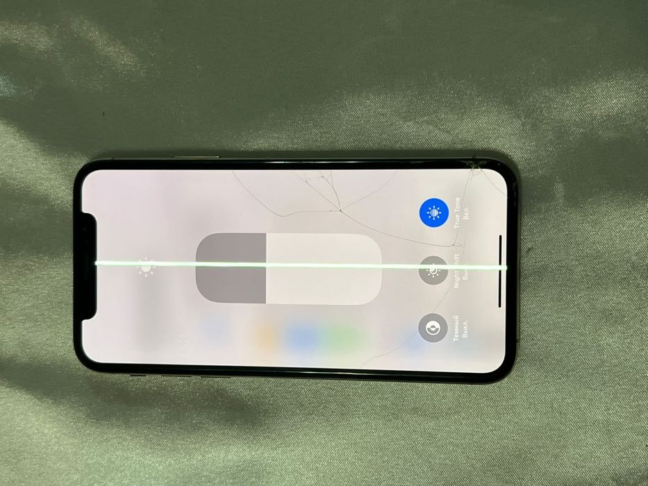 IPhone xs, 64 gbне вскрывался