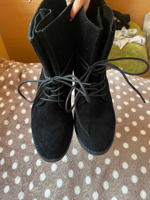 Черни боти естествен велур Fraiche