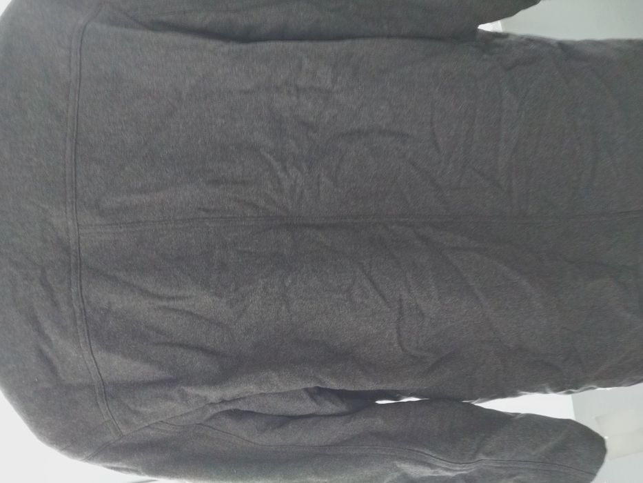 Vand pardesiu nou marimea M