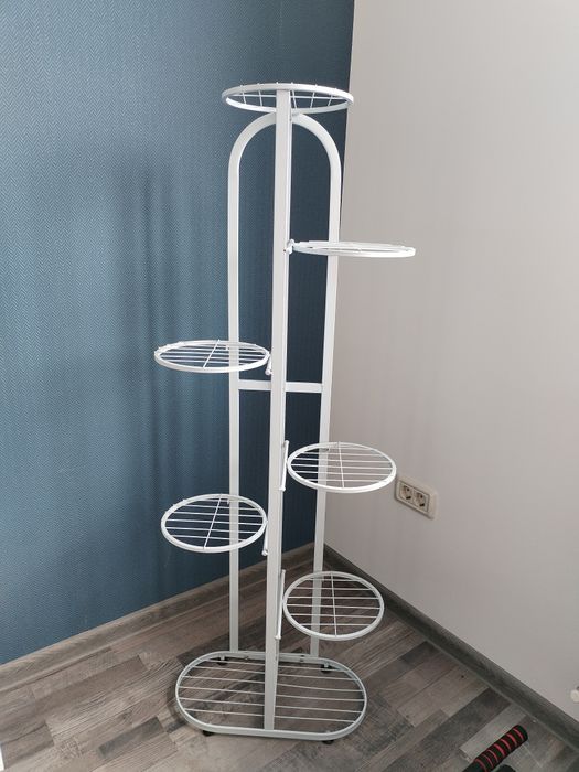 Vând suport pentru flori