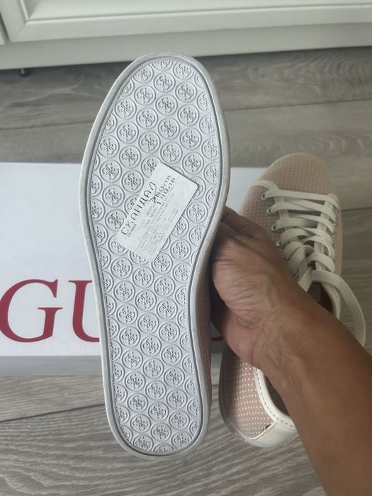 Дамски сникери Guess