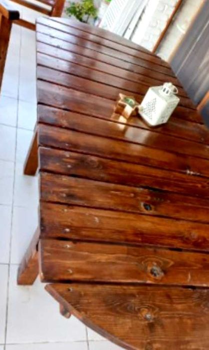 Градински комплект от масивно дърво