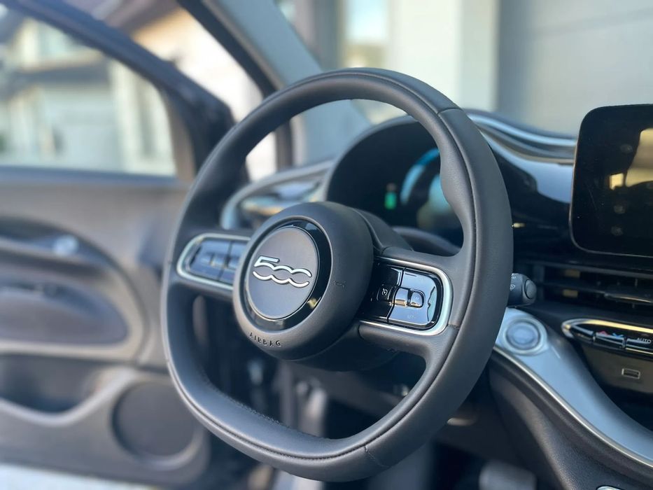 Fiat 500E Impecabila , TVA deductibil .