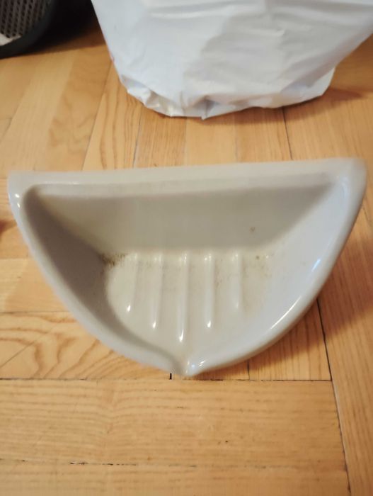 Керамична сапуниера