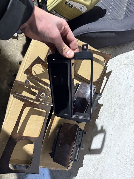 Адаптерна рамка за w203 преди фейса