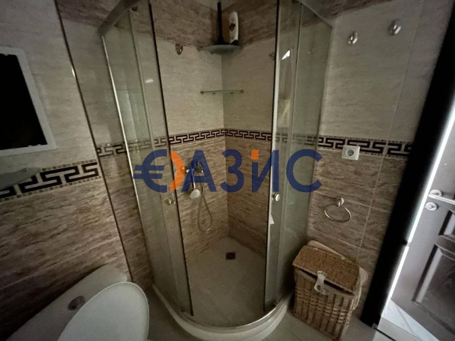 Продава се Двустаен апартамент в Приморско - 77 кв.м за 1129 €/кв.м - Снимка #12