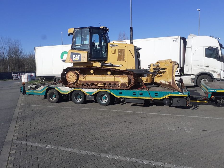 Mini excavator de închiriat