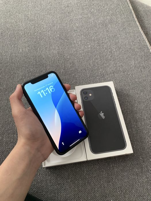 Срочно продам айфон 11