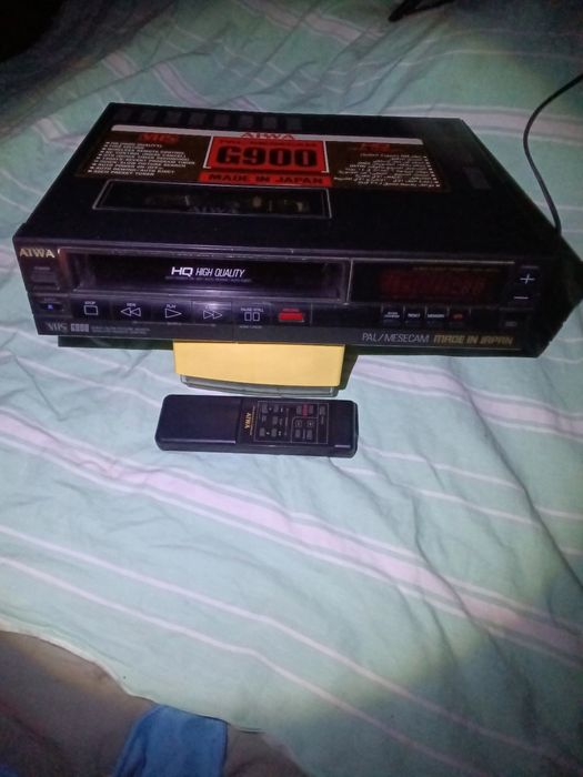 Продавам видео много запазено,