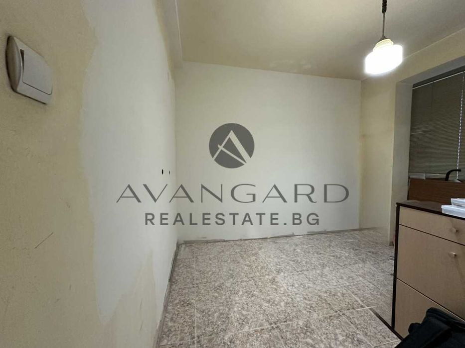 оф.23224 Просторен тристаен/ Пловдивски университет