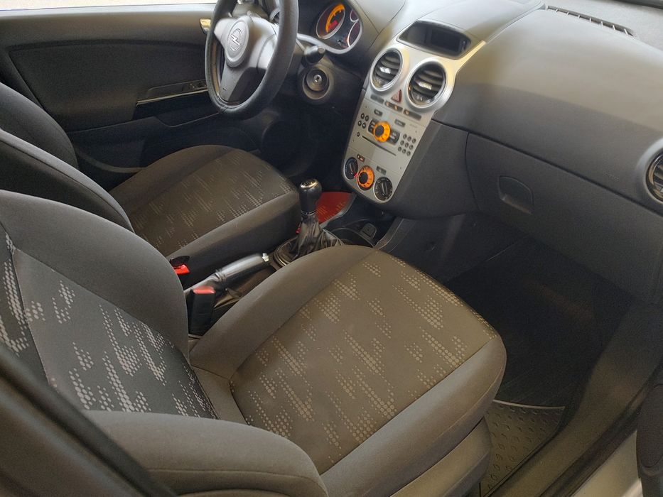 Opel CORSA D diesel distribuție nou.proprietar