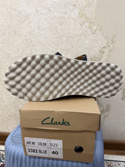 Продам Clarks, оригинал 40-41 размер.