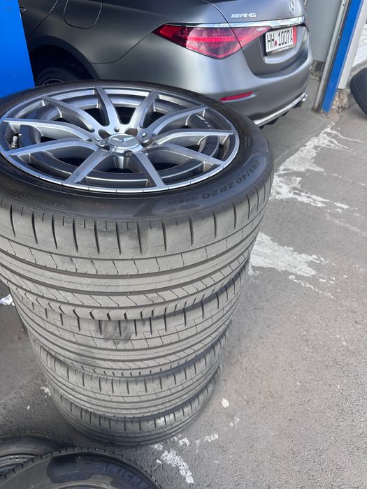 Джанти 20" с гуми за S63AMG W223, неразличими от нови.