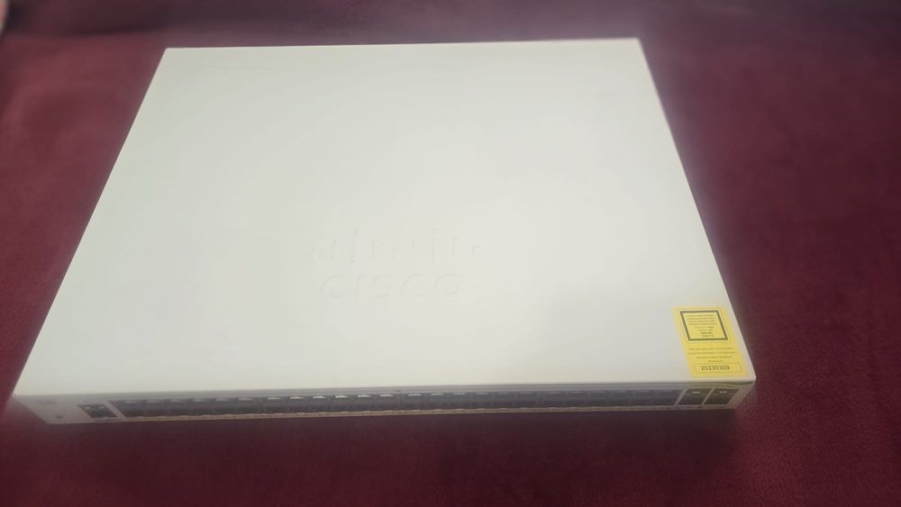 Switch Cisco nou C1000-48P- 4G-L