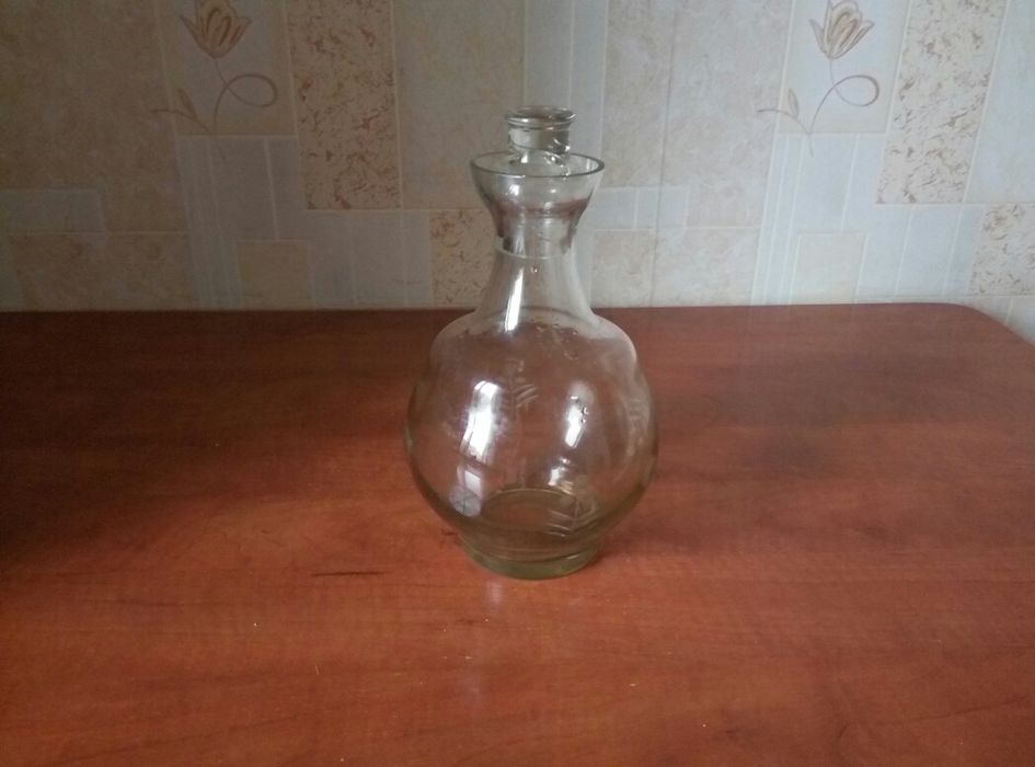 Ваза старинная,металлическая