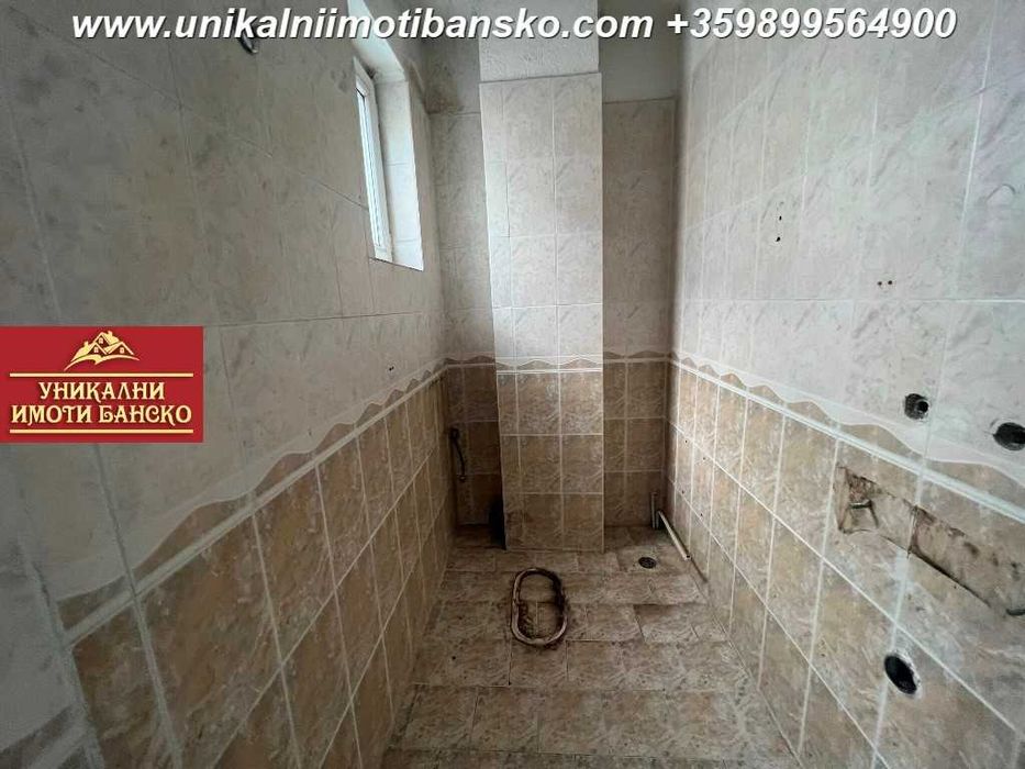 Топ локация! ДВЕ КЪЩИ ЗА ПРОДАЖБА В ГРАД БАНСКО!  Възможност за бизнес