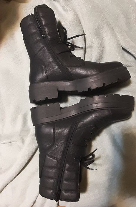 SHARI PADDED COMBAT Black Leather Milled