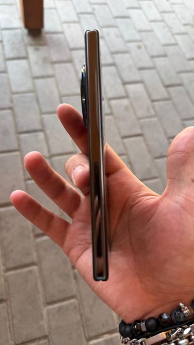 Vând Honor Magic V3-512GB