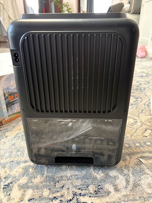 Dezumidificator cu telecomanda