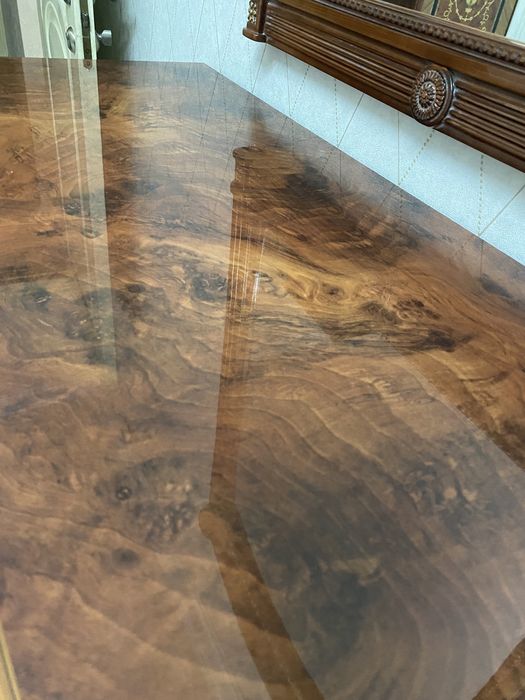 Комод с зеркалом + прикраватные тумбы