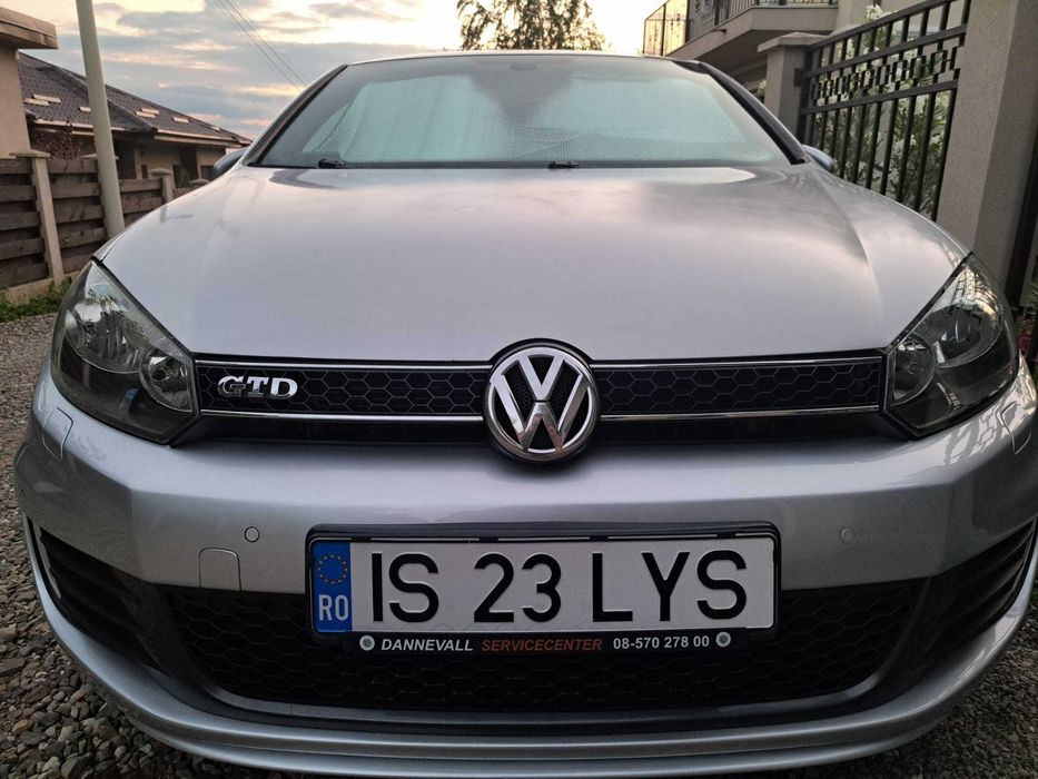 VOLKSWAGEN Golf 2011 — imagine 4