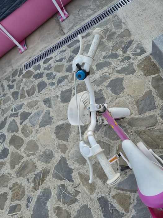 Bicicleta copil 3-5 ani cu roti ajutatoare