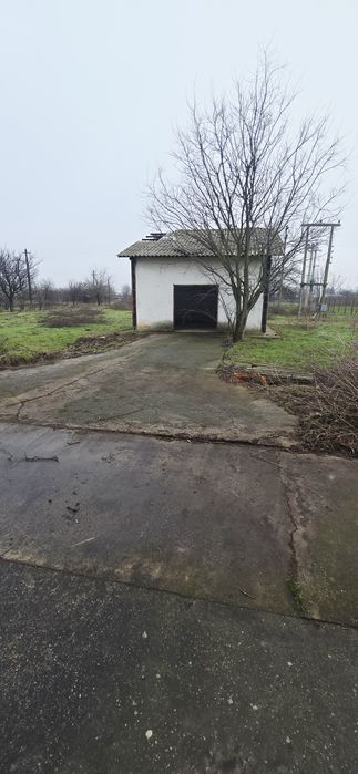 Hala cu teren de 10000mp intravilan