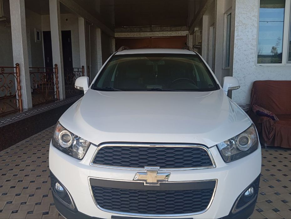 Chevrolet Captiva sirochni sotiladi