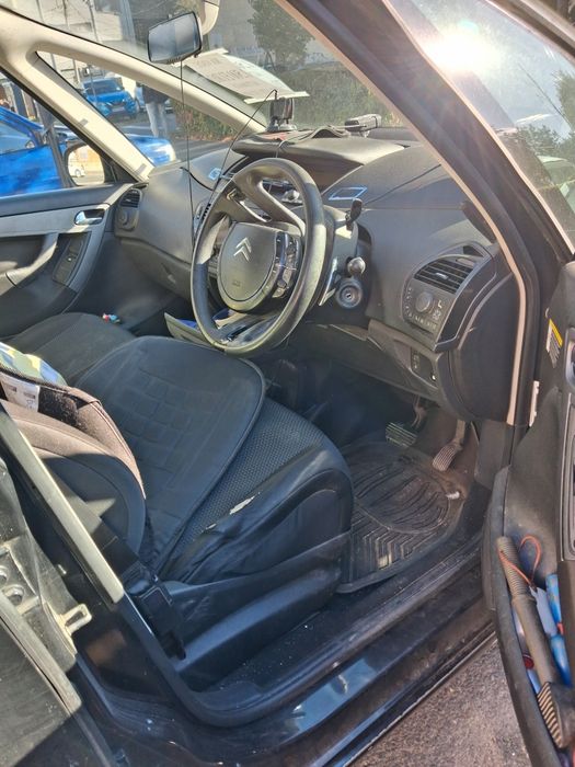 Vind citroen c4 an 2008 picaso