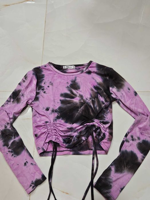 Къса лилава блуза от мека материя, размер S